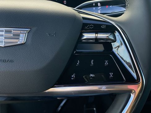 New 2026 Cadillac Vistiq Sport w/ LPO, Premium Carpet Package image 22