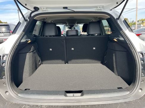 New 2026 Nissan Kicks SR w/ Cold Weather Package AWD/4WD image 35