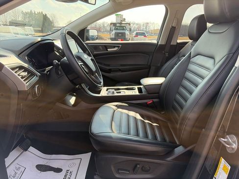 Used 2024 Ford Edge SEL w/ Convenience Package image 15