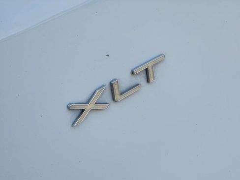 Used 2025 Ford Transit 350 XLT image 10