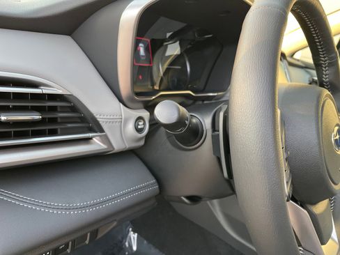 Certified 2025 Subaru Outback Limited image 25