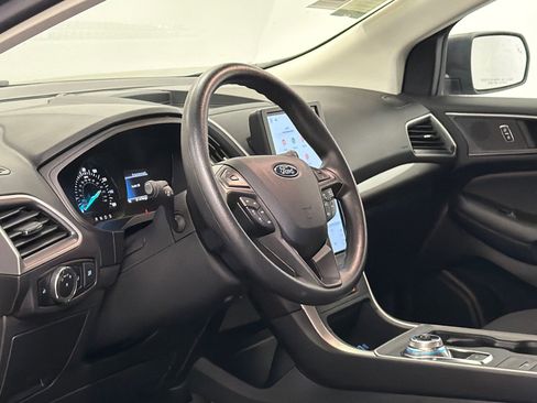 New 2024 Ford Edge SE image 12