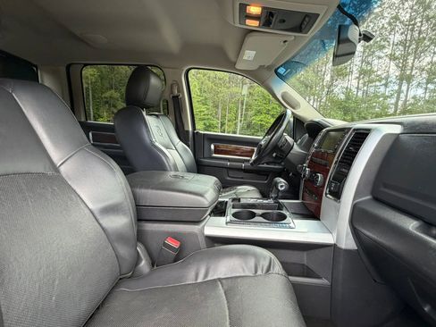 Used 2011 RAM 1500 Laramie AWD/4WD image 24