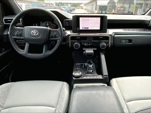 Used 2025 Toyota Tacoma SR5 image 15