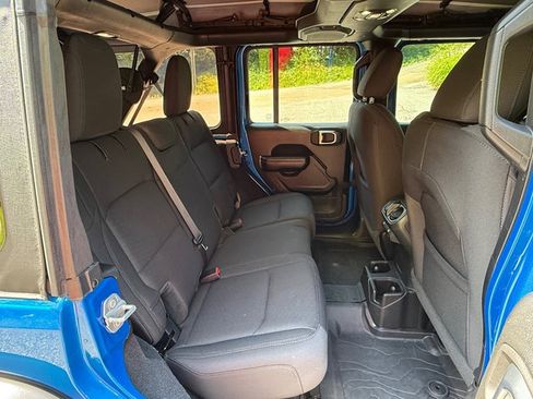 Used 2021 Jeep Wrangler Unlimited Sport AWD/4WD image 16