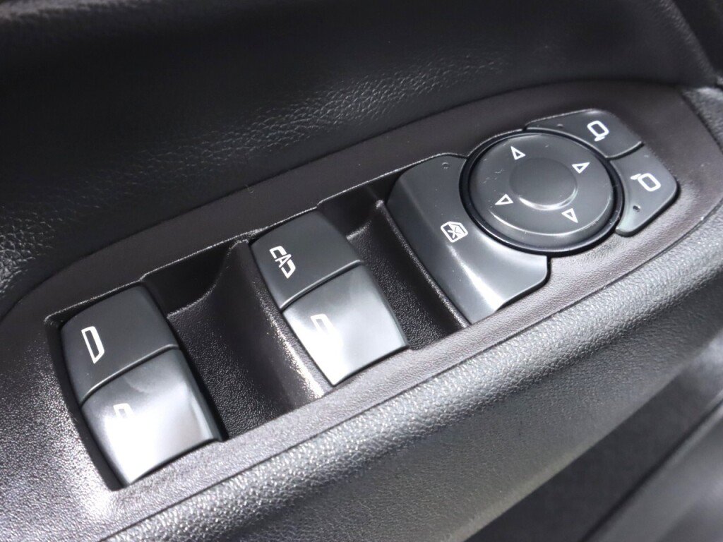 Used 2019 Chevrolet Equinox LT w/ Driver Convenience Package AWD/4WD image 27
