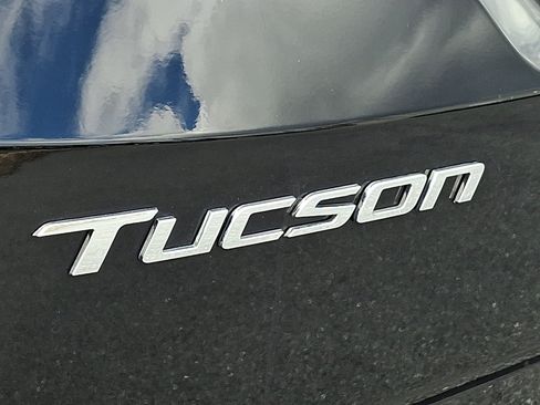 Used 2024 Hyundai Tucson SE AWD/4WD image 32