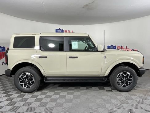 New 2026 Ford Bronco Outer Banks AWD/4WD image 2
