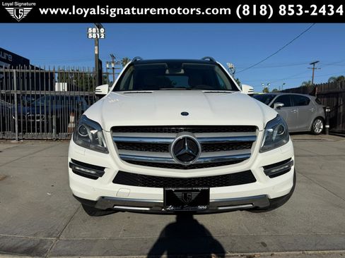 Used 2015 Mercedes-Benz GL 450 4MATIC image 2