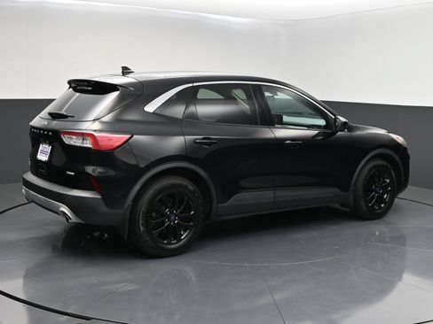 Used 2020 Ford Escape SE FWD image 8