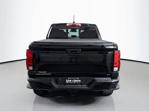 Used 2024 Chevrolet Colorado LT w/ LT Convenience Package II AWD/4WD image 6