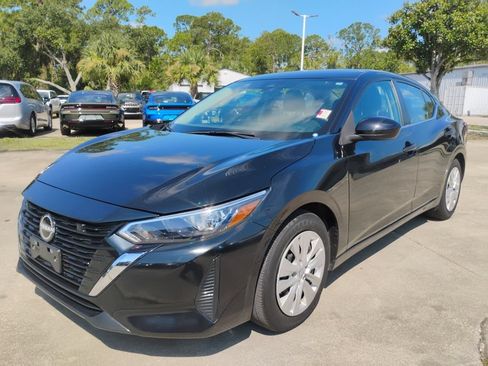 Used 2024 Nissan Sentra S FWD image 1