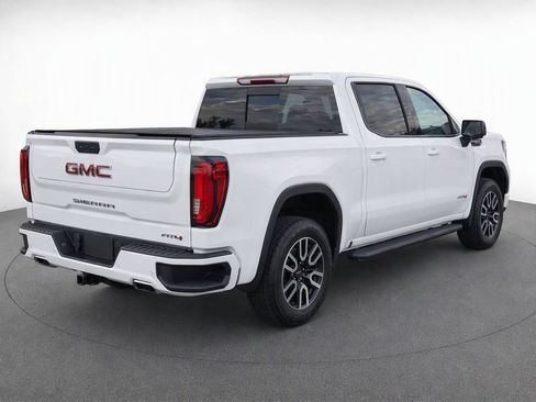 Certified 2019 GMC Sierra 1500 AT4 w/ AT4 Premium Package AWD/4WD image 3