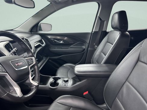 Used 2022 GMC Terrain SLT image 11