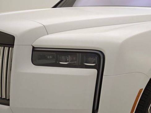 Certified 2026 Rolls-Royce Cullinan Black Badge AWD/4WD image 8
