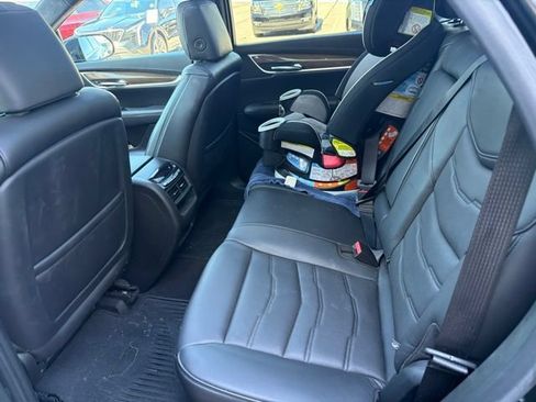 Used 2018 Cadillac XT5 Platinum w/ Driver Assist Package AWD/4WD image 6