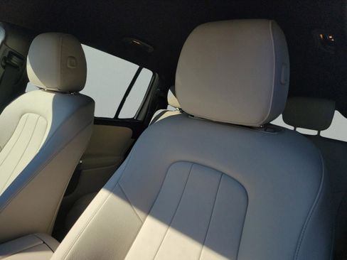 Certified 2025 Mercedes-Benz GLB 250 image 14