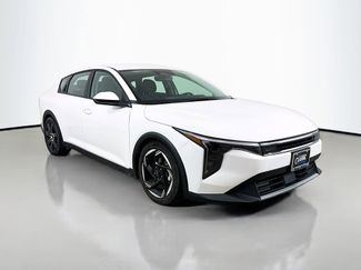 Used 2025 Kia K4 EX video 1