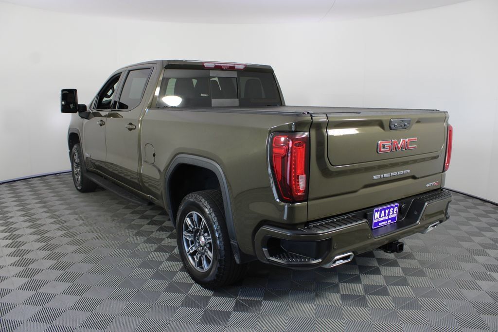 Used 2024 GMC Sierra 1500 AT4 w/ Technology Package AWD/4WD image 28