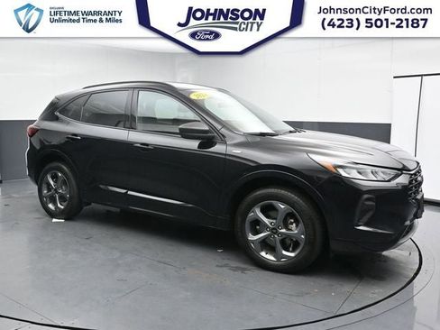 Used 2024 Ford Escape ST-Line AWD/4WD image 2