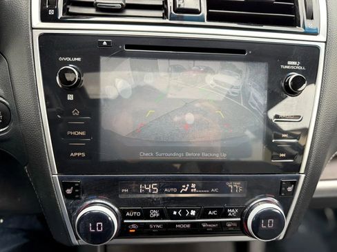 Used 2018 Subaru Outback 2.5i Limited image 3