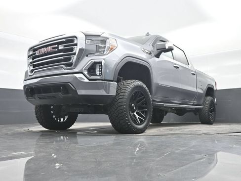 Used 2021 GMC Sierra 1500 SLT w/ SLT Premium Package AWD/4WD image 25
