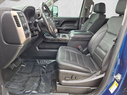 Used 2016 GMC Sierra 2500 Denali w/ Duramax Plus Package AWD/4WD image 16