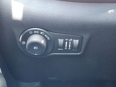 New 2026 Jeep Compass Limited AWD/4WD image 17