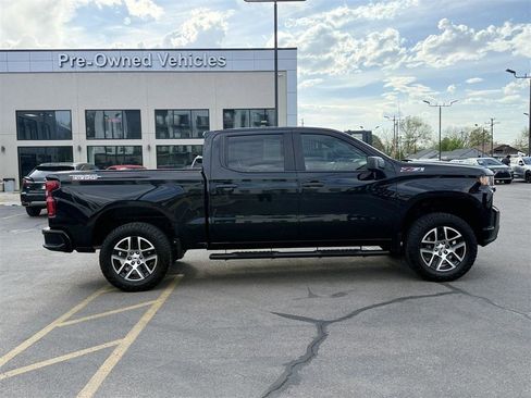 Used 2019 Chevrolet Silverado 1500 Custom Trail Boss AWD/4WD image 8