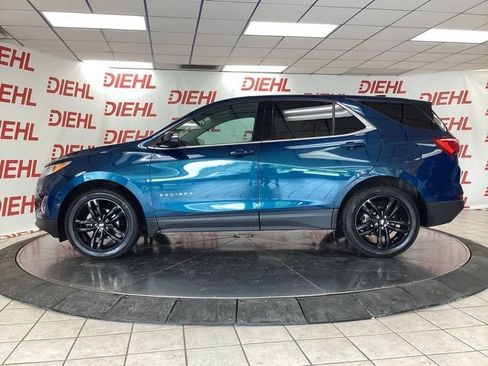 Used 2020 Chevrolet Equinox LT w/ Sport Edition FWD image 4