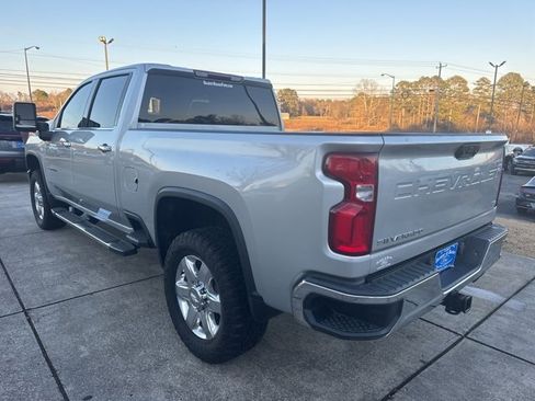 Used 2020 Chevrolet Silverado 2500 LTZ w/ Z71 Off-Road Package image 5