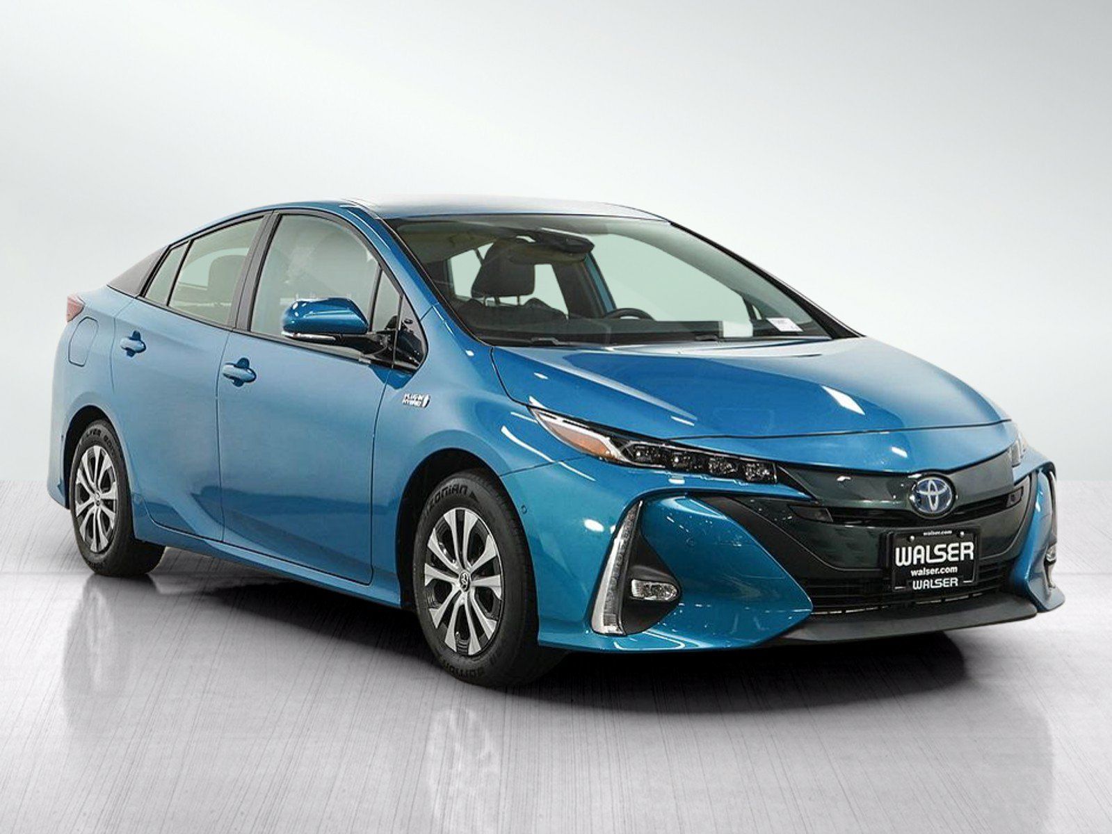 Used 2020 Toyota Prius Prime Limited FWD image 7