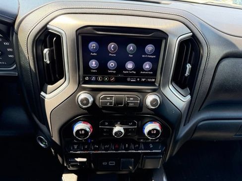 Used 2022 GMC Sierra 3500 Denali AWD/4WD image 25