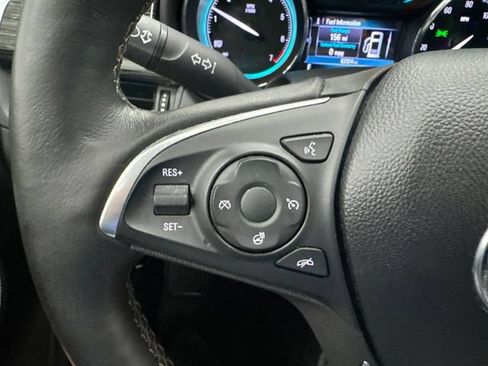 Used 2017 Buick Envision Essence FWD image 11