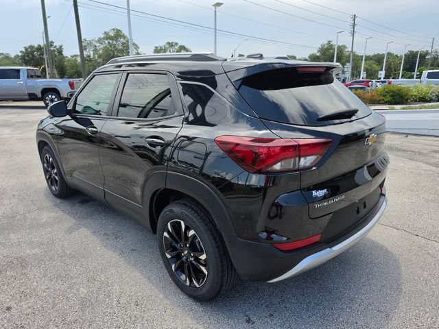 Used 2023 Chevrolet TrailBlazer LT FWD image 3