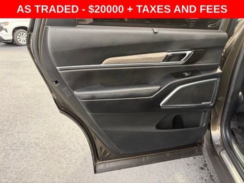 Used 2022 Kia Telluride SX w/ Towing Package FWD image 13