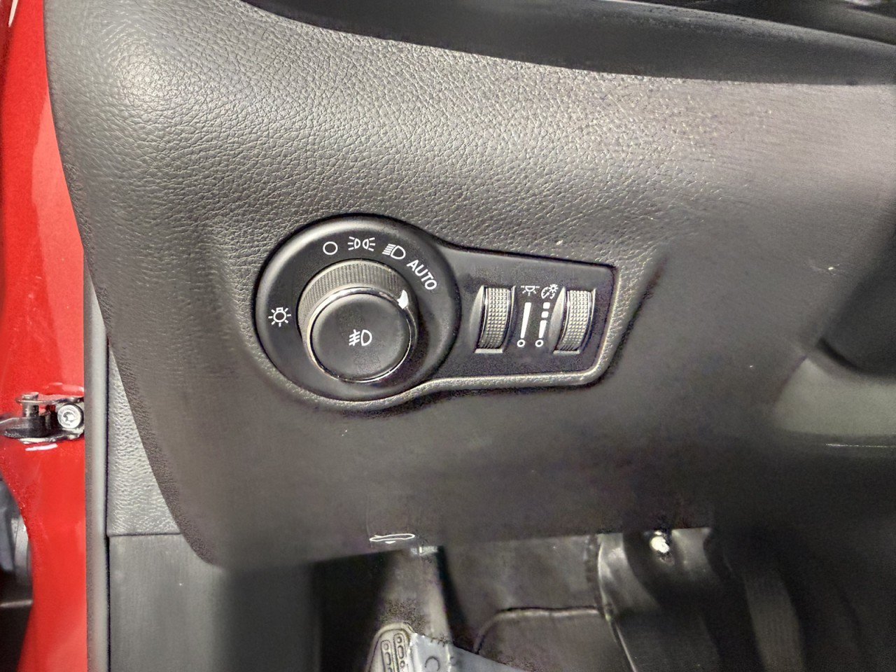 Used 2026 Jeep Compass Limited AWD/4WD image 22