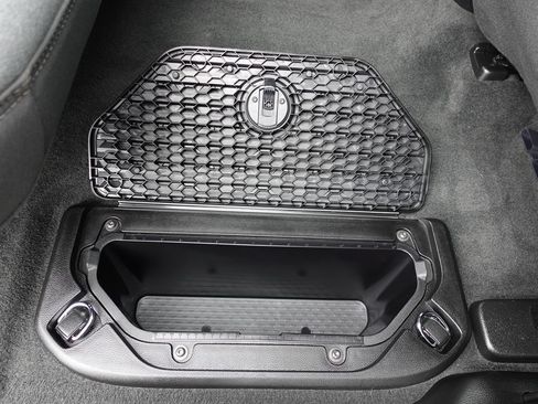 Used 2023 RAM 1500 Big Horn AWD/4WD image 33