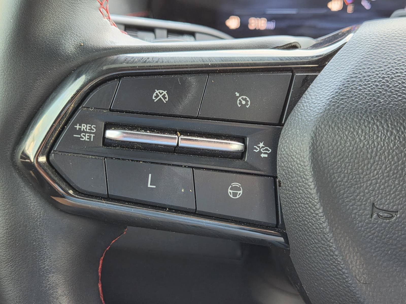 Used 2024 Chevrolet Traverse RS w/ LPO, Floor Liner Package FWD image 20