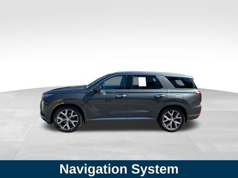 Used 2021 Hyundai Palisade Limited FWD image 2