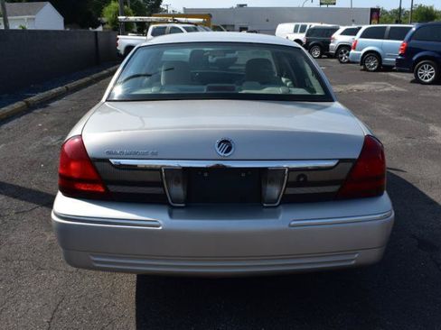 Used 2007 Mercury Grand Marquis GS RWD image 6