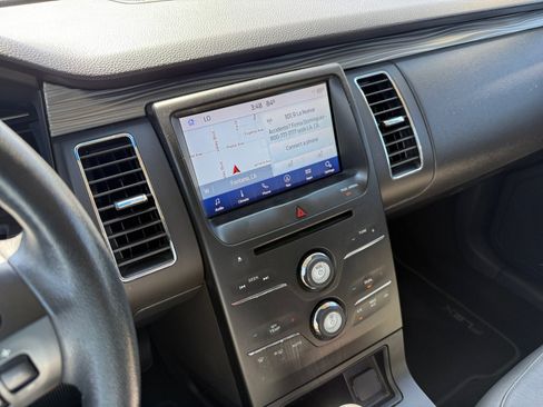 Used 2019 Ford Flex SEL w/ Equipment Group 202A FWD image 19