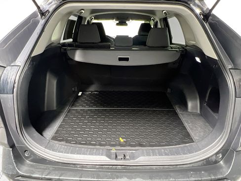 Used 2019 Toyota RAV4 LE image 34