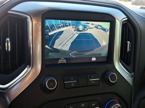 Used 2021 Chevrolet Silverado 1500 RST image 18