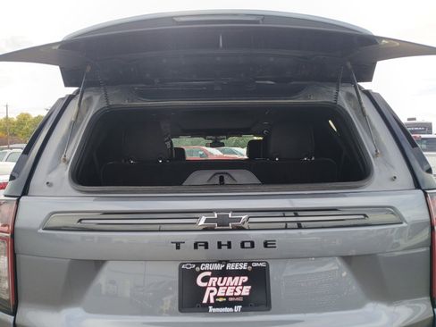 Used 2021 Chevrolet Tahoe Z71 w/ Z71 Off-Road Package image 32