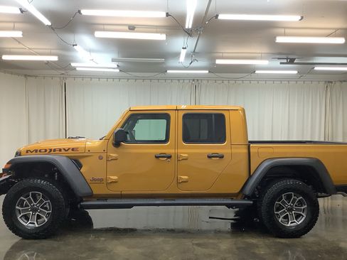 New 2026 Jeep Gladiator Mojave w/ Safety Group AWD/4WD image 9
