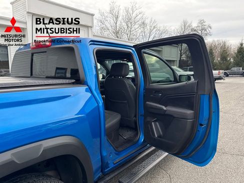 Used 2023 Chevrolet Colorado Z71 image 12