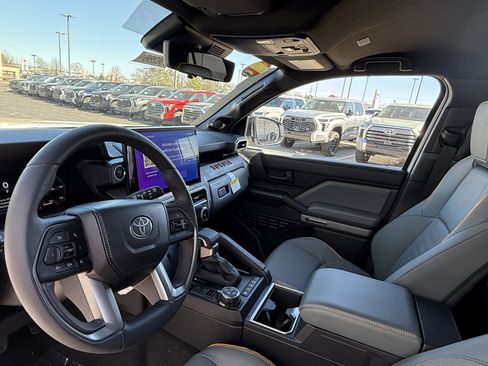 New 2026 Toyota 4Runner Trailhunter image 5