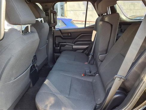 Used 2025 Toyota 4Runner SR5 image 9