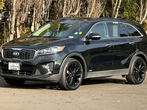 Used 2020 Kia Sorento S image 8